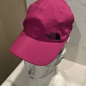 The North Face Fushia Featherlight Hat